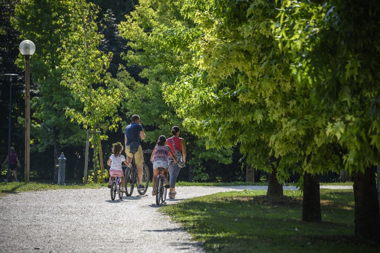 Parco di San Valentino_pista ciclabile